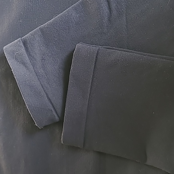 Spanx seamless leggings. Woman's size Medium. - Picture 5 of 6